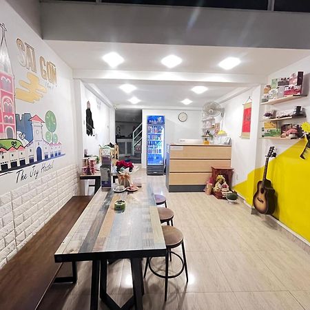 Joy Hostel Хошимин Экстерьер фото