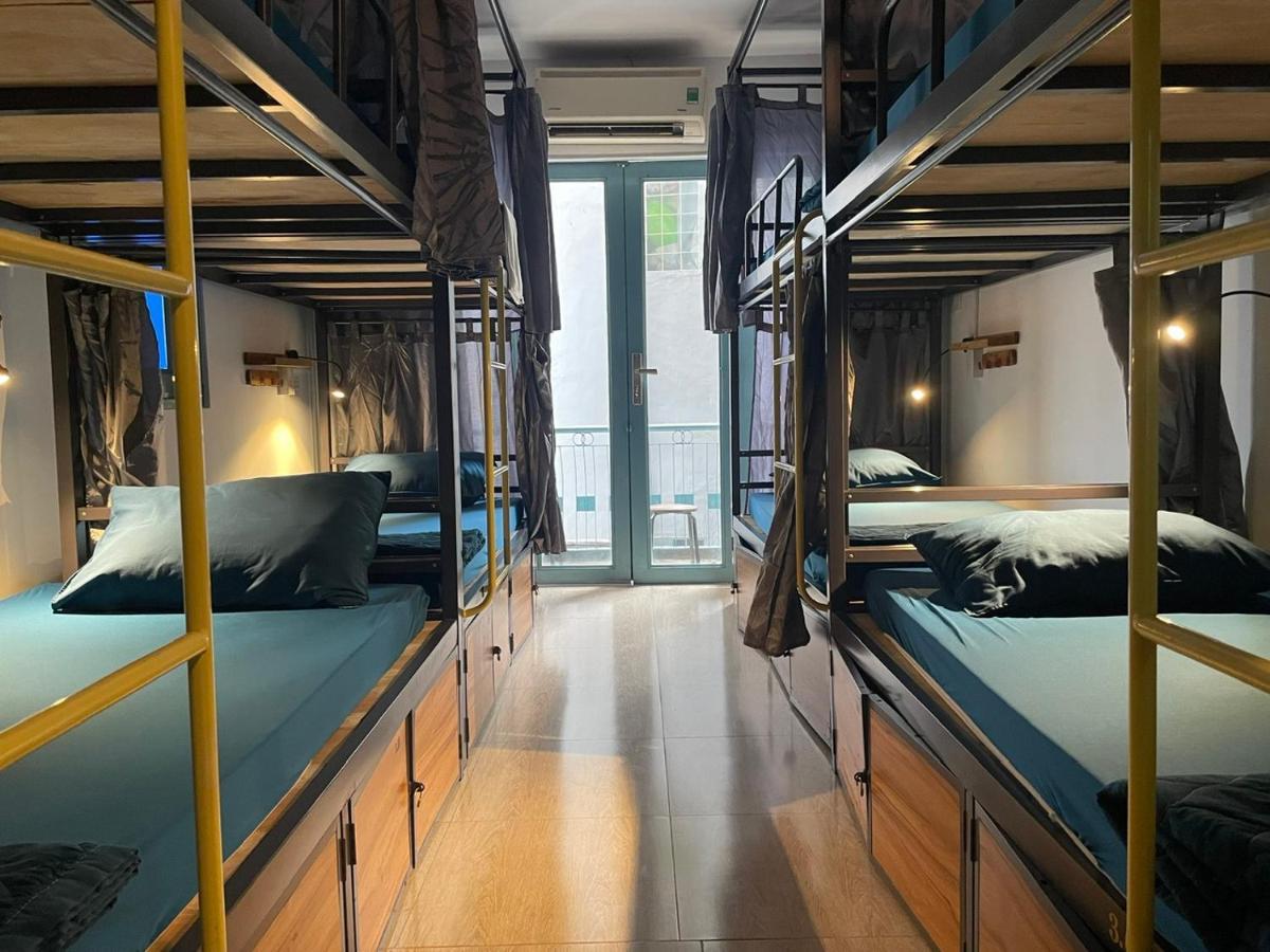 Joy Hostel Хошимин Экстерьер фото
