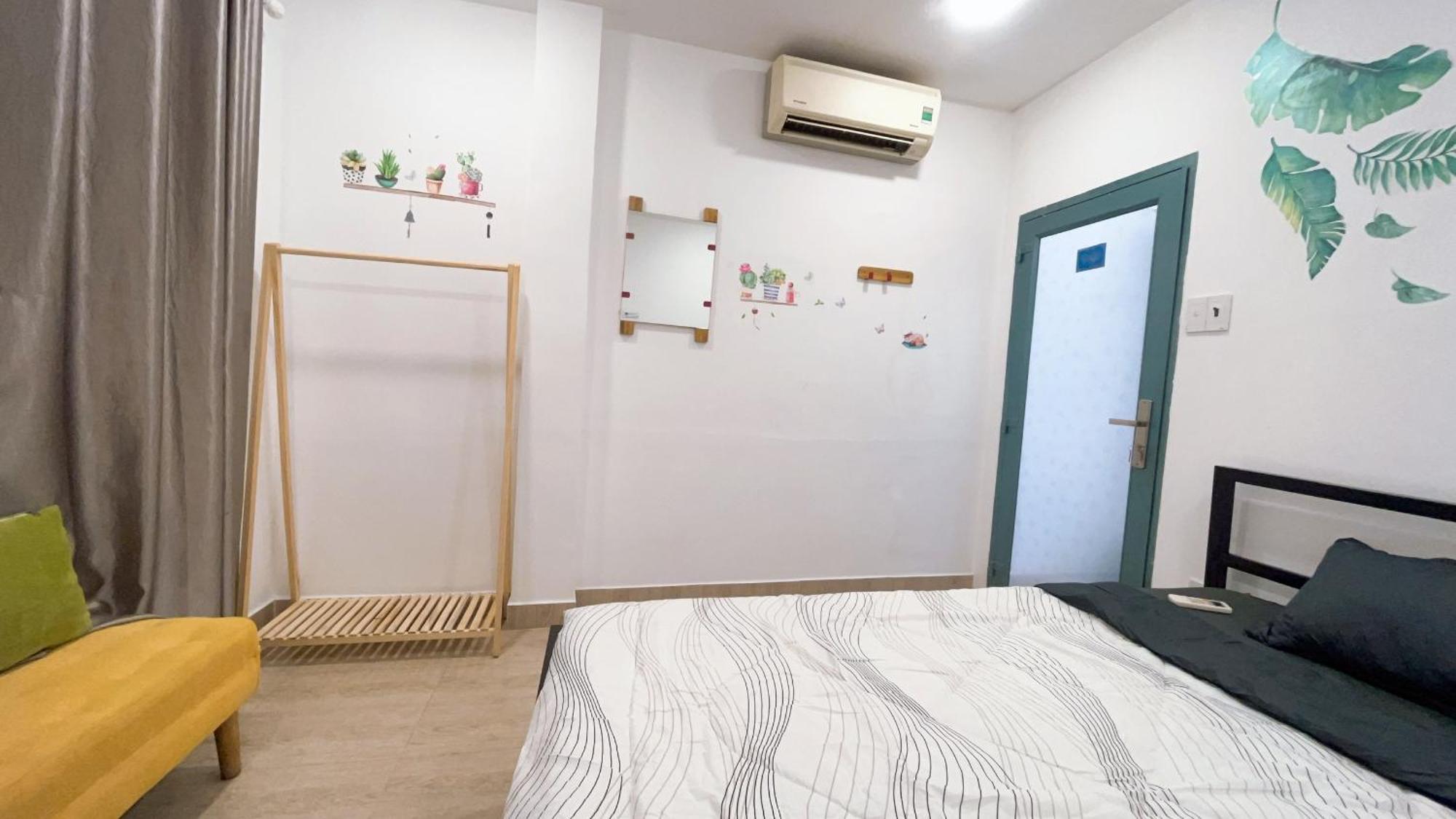 Joy Hostel Хошимин Экстерьер фото